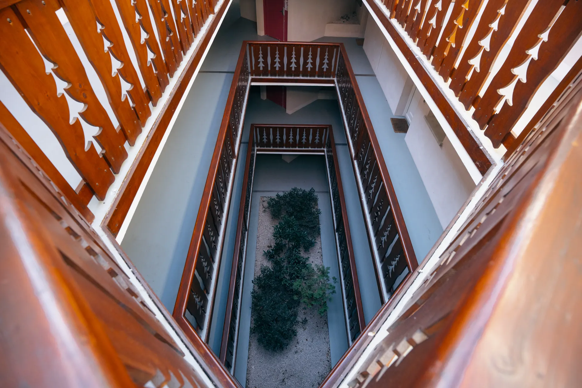 Vue de la cour intérieure d'un bâtiment de la Résidence
