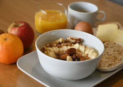 Photo d'un petit-déjeuner à la Résidence Val de Roland